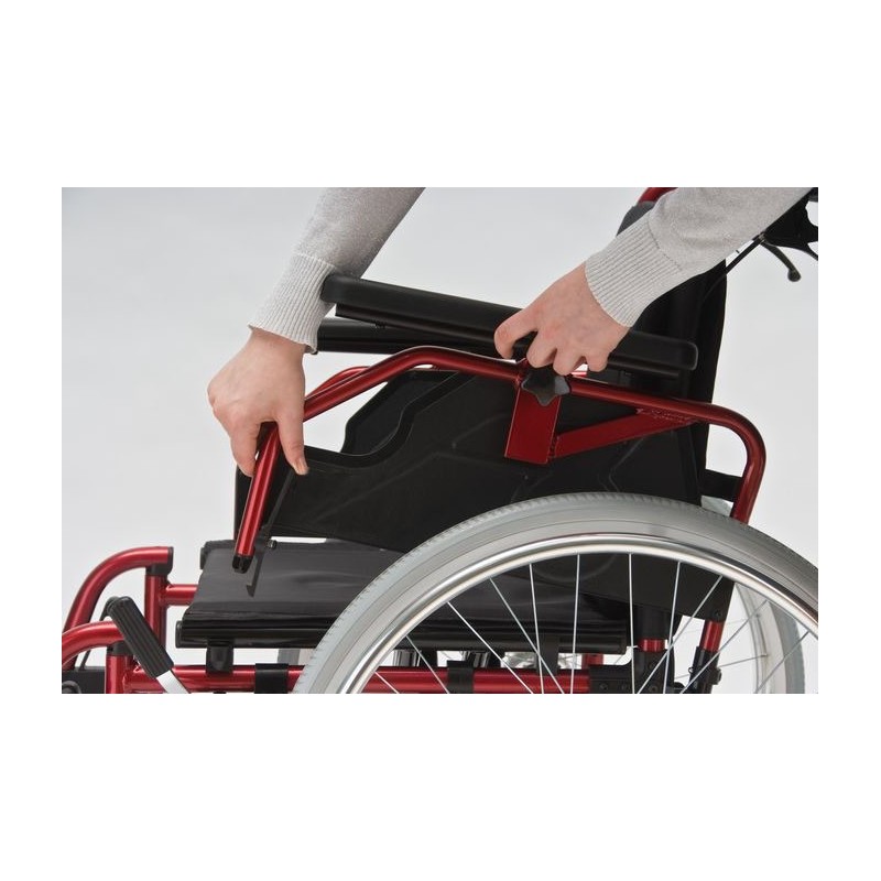 SILLA DE RUEDAS B138