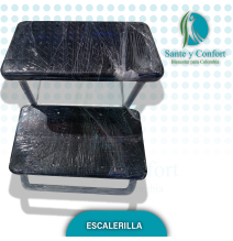 escalerilla-dos-pasos-plastica-uso-hospitalario-alto-trafico.