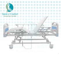 cama hospitalaria con ajuste de altura