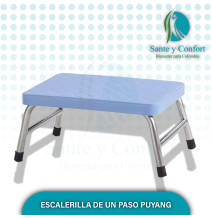 escalerilla-un-paso-dotacion-clinica-habilitacion-colombia